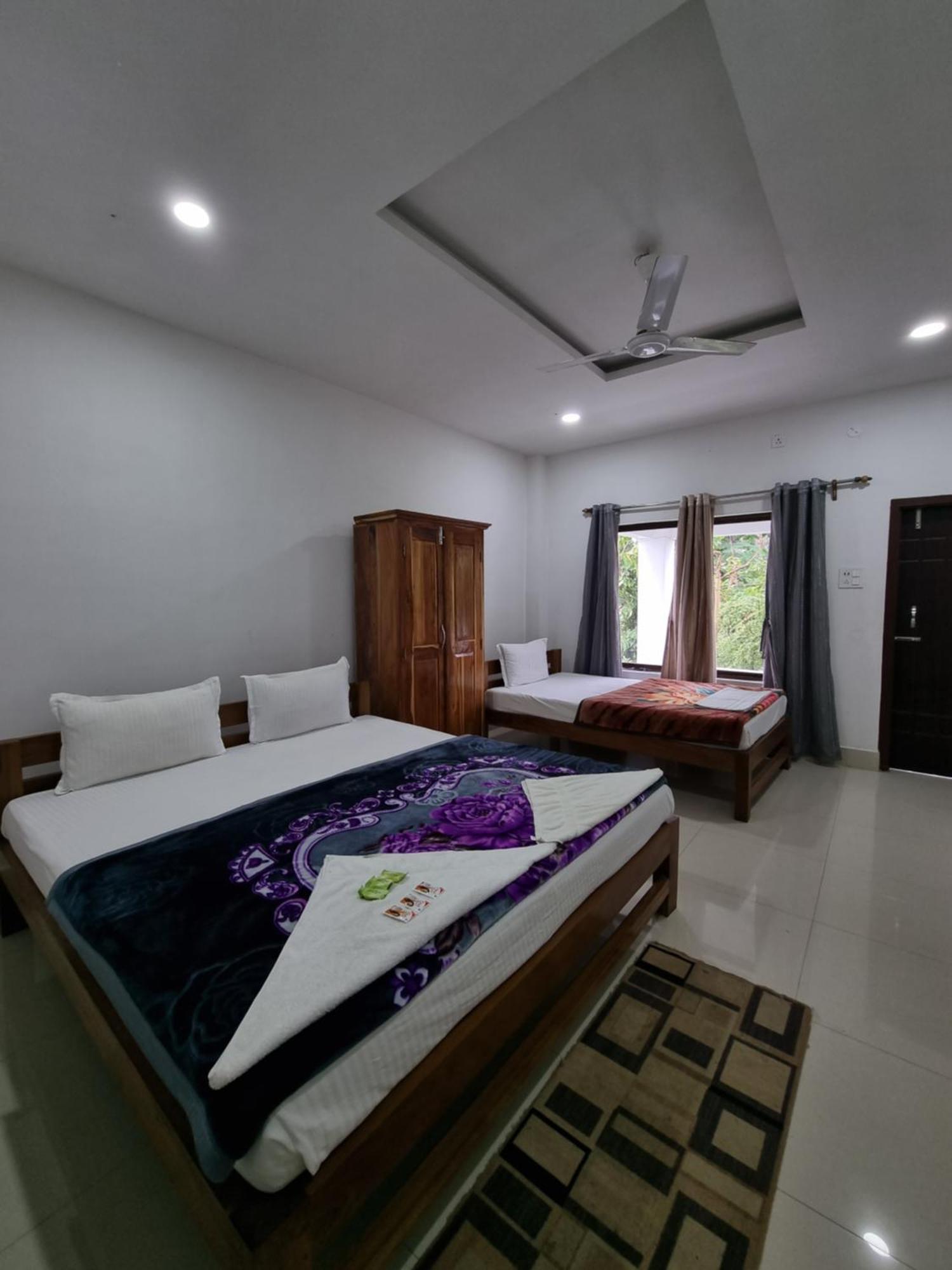 Shivaji Inn Kāziranga Kültér fotó